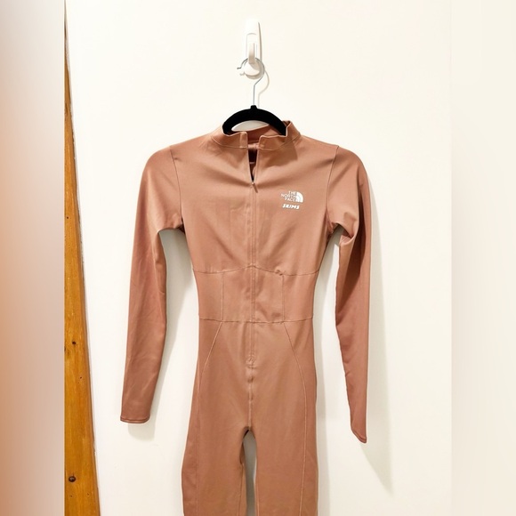 New Skims x The North Face Regina Bodysuit - Picture 8 of 10